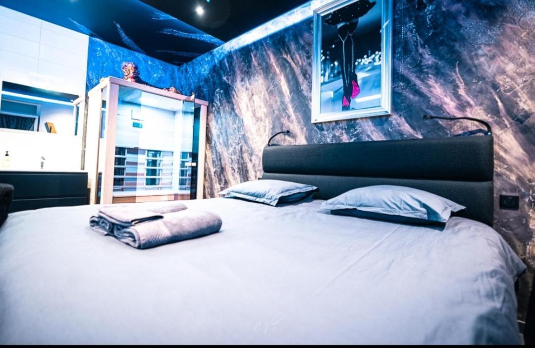 Spa De La Quarterelle Love Room 88 Vosges Remiremont Exteriör bild